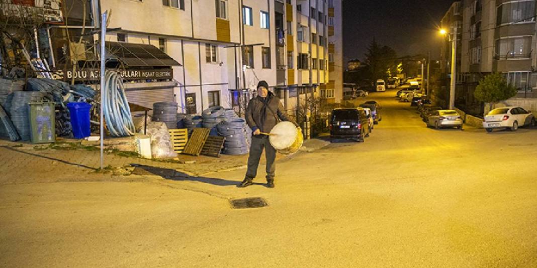 Geleneksel mesleği baba-oğul yaşatıyor: Dede mesleğiyle Ramazanı canlandırıyorlar 3